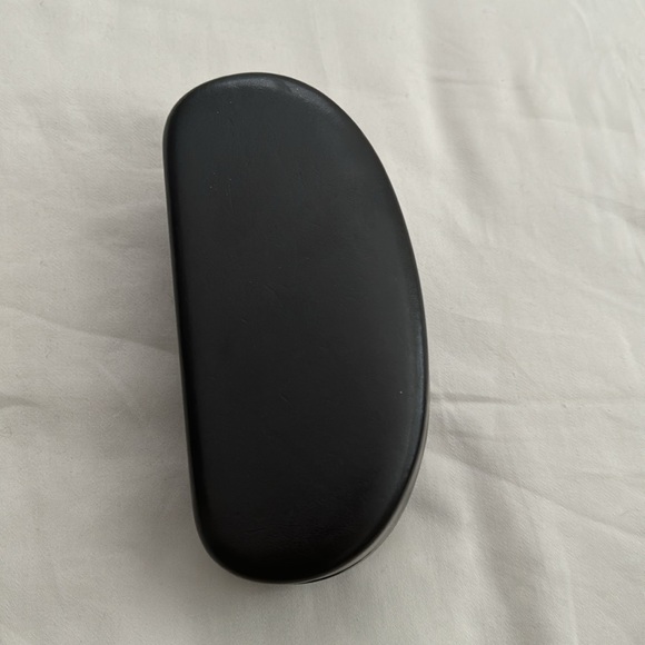 MICHAEL KORS GLASSES CASE BROWN - Picture 3 of 4